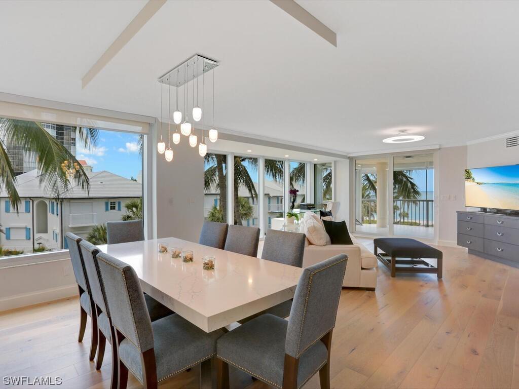 20 Seagate Dr. #301, Naples, FL 34103