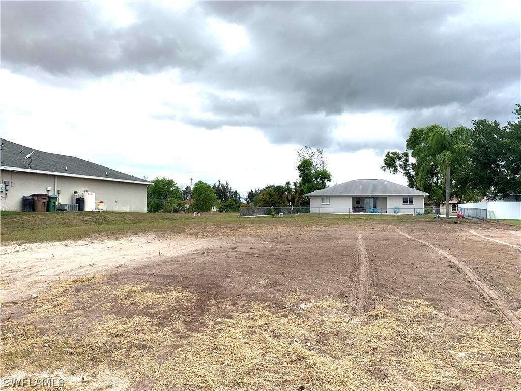 525 NW 3rd Ter., Cape Coral, FL 33993