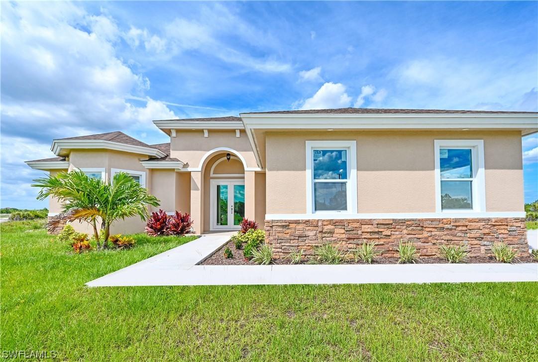 3873 58th Ave., Naples, FL 34120