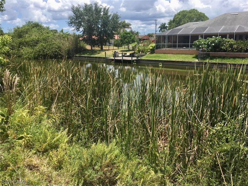 424 SE 23rd Pl., Cape Coral, FL 33990