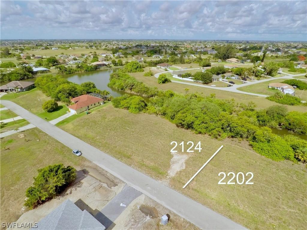 2124 NE 22nd Ave., Cape Coral, FL 33909
