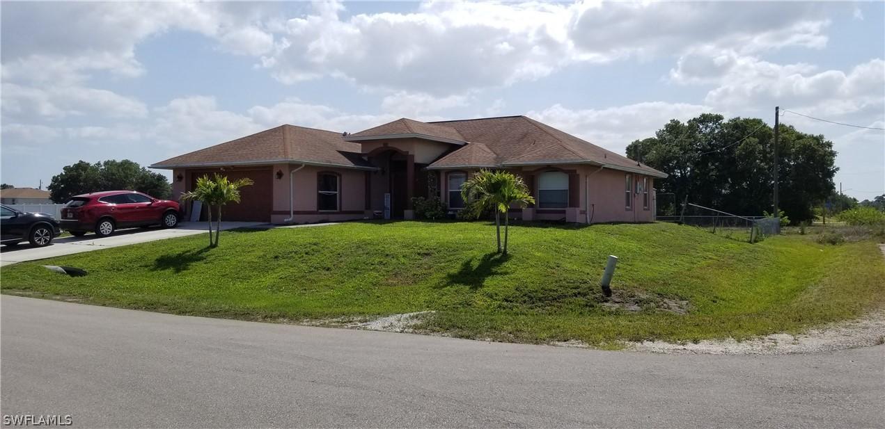 4631 Gene Ave., Lehigh Acres, FL 33971