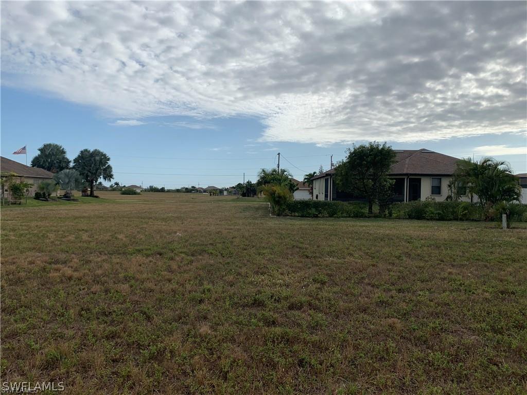3238 Gulfstream Pkwy., Cape Coral, FL 33993