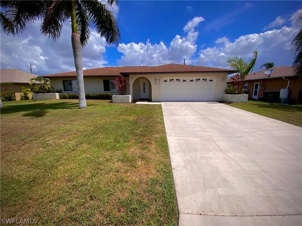 221 SE 19th Ln., Cape Coral, FL 33990