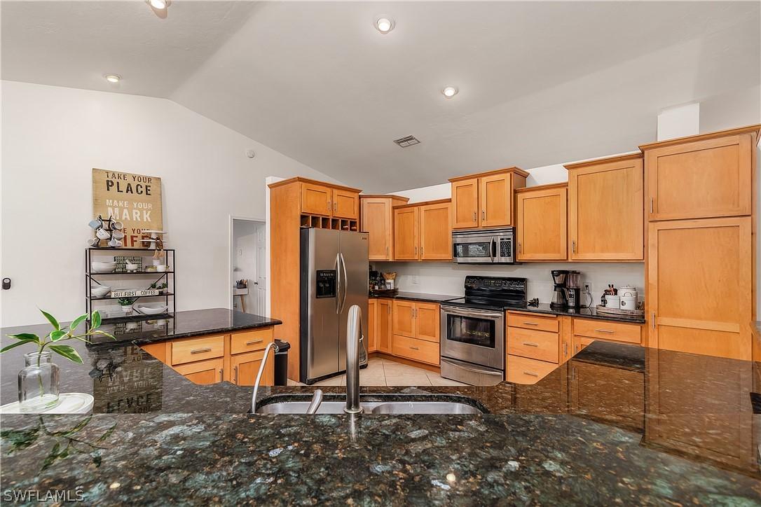 1466 Winkler Ave., Fort Myers, FL 33901