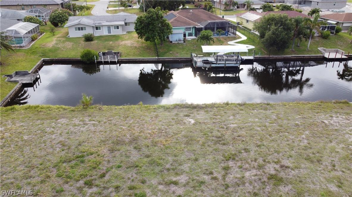 3832 SE 15th Pl., Cape Coral, FL 33904