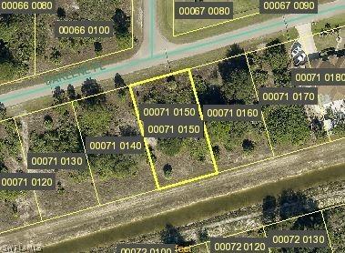 2717 Darlene Pl., Lehigh Acres, FL 33971