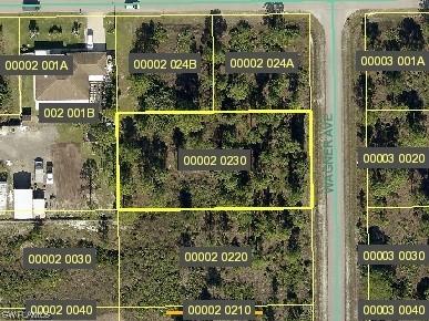 821 Wagner Ave., Lehigh Acres, FL 33972