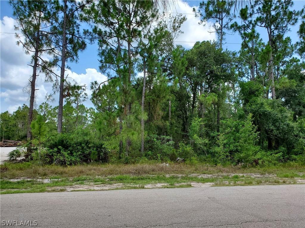 2711 52nd St., Lehigh Acres, FL 33976