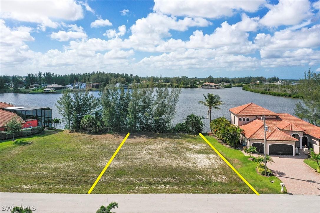 4356 NW 27th St., Cape Coral, FL 33993