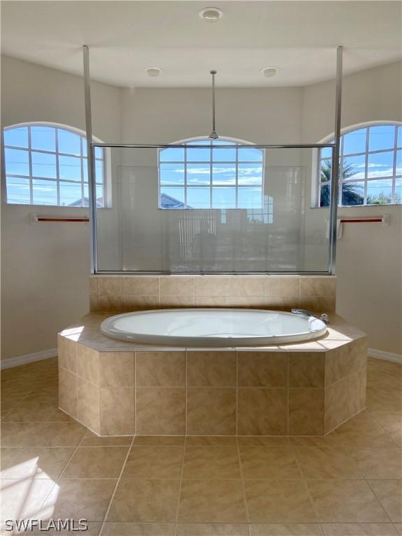 1538 NW 37th Ave., Cape Coral, FL 33993