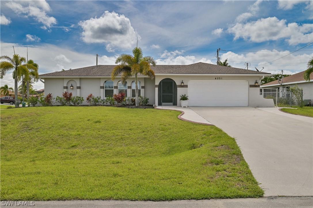 4021 SW 14th Pl., Cape Coral, FL 33914