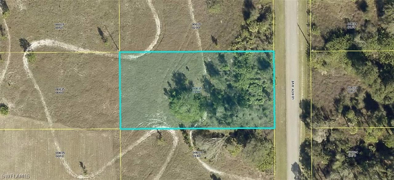 1413 Leroy Ave., Lehigh Acres, FL 33972