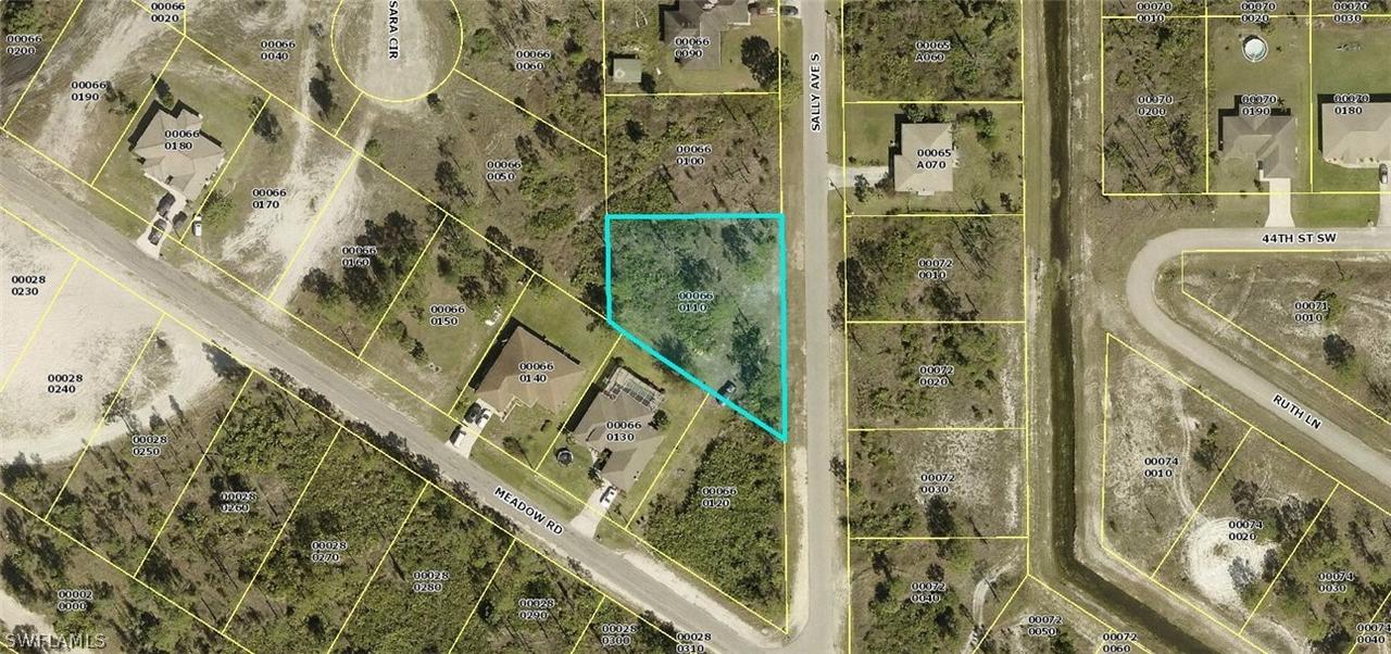 4308 Sally Ave., Lehigh Acres, FL 33976