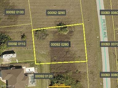 440 Petite Ave., Lehigh Acres, FL 33974