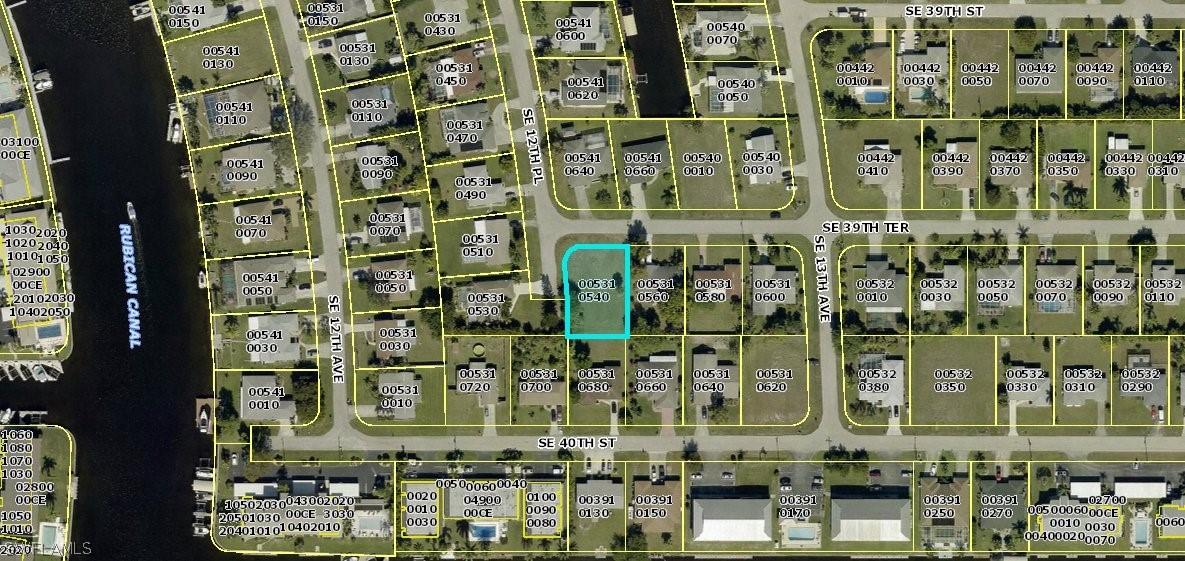 1226 SE 39th Ter., Cape Coral, FL 33904