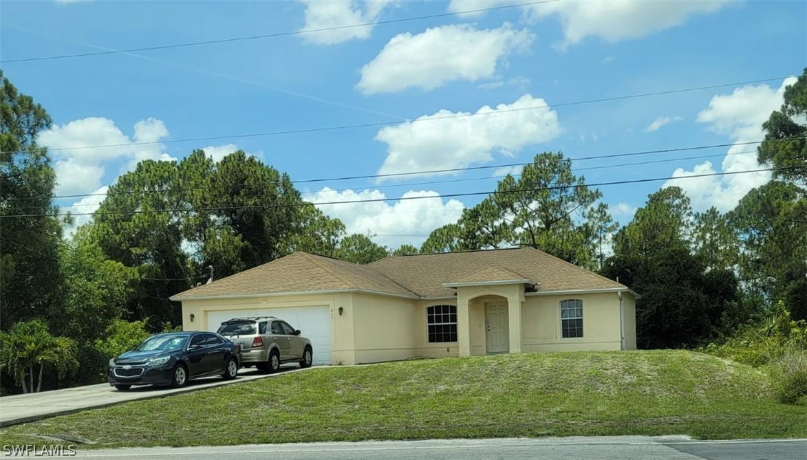 813 Alvin Ave., Lehigh Acres, FL 33971