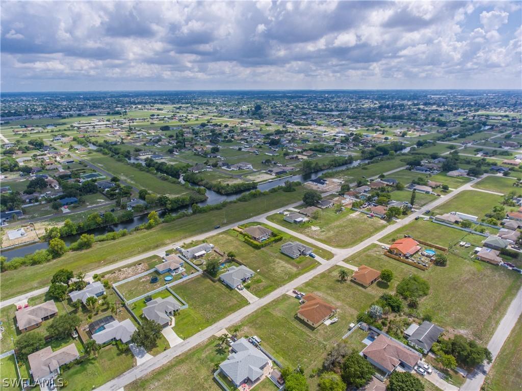 1100 NE 12th Ter., Cape Coral, FL 33909