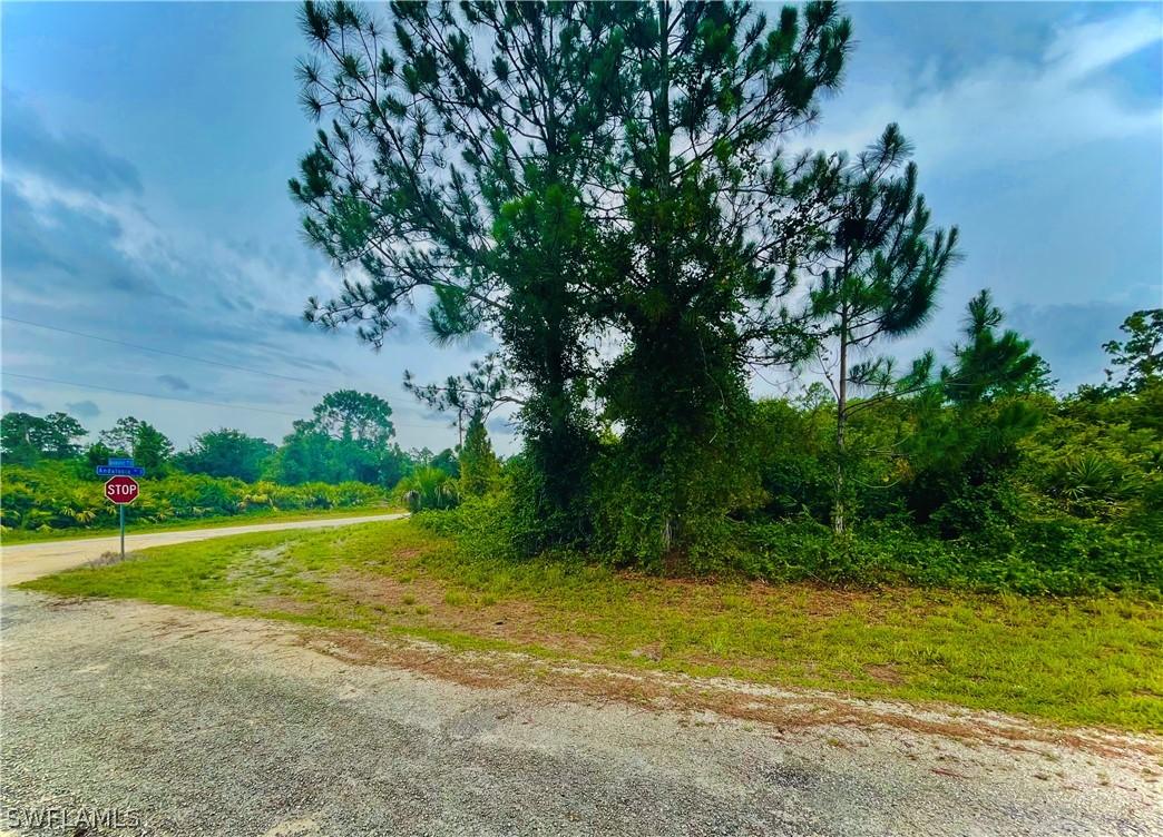 1068 Belmont St., Lehigh Acres, FL 33974