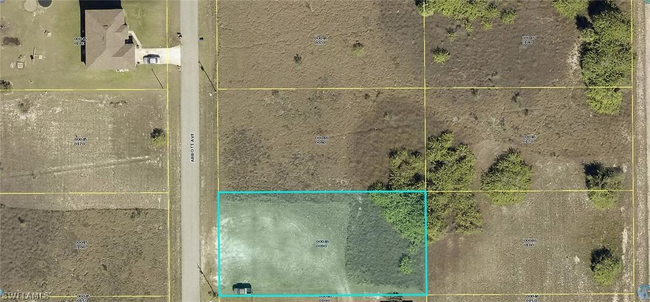 1506 Abbott Ave., Lehigh Acres, FL 33972