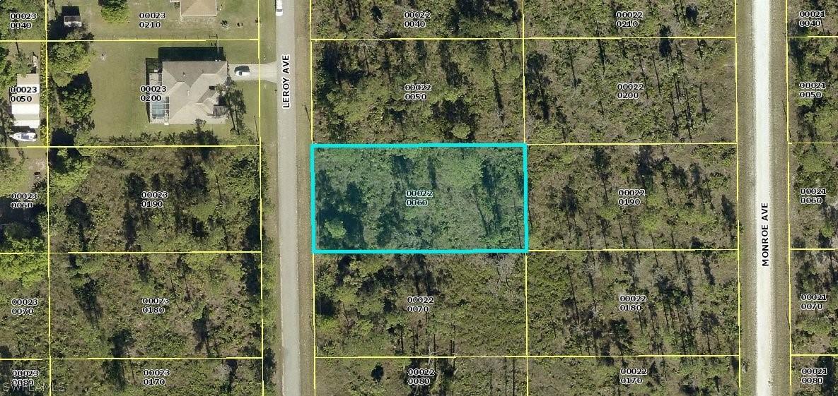 912 Leroy Ave., Lehigh Acres, FL 33972