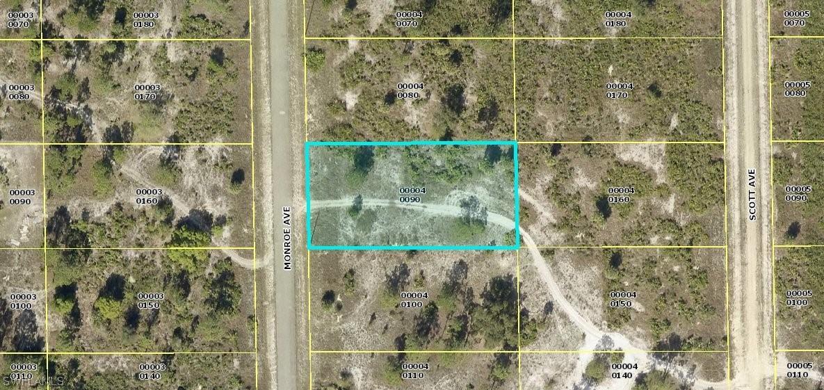 406 Monroe Ave., Lehigh Acres, FL 33972