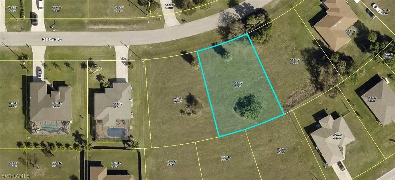 1806 NE 34th Ln., Cape Coral, FL 33909