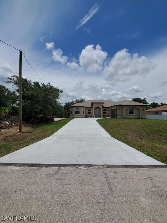 2916 3rd St., Lehigh Acres, FL 33971
