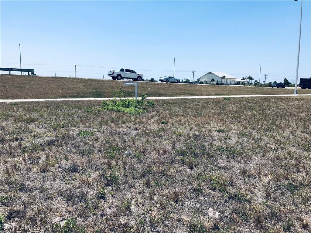 1004 NW 31st Pl., Cape Coral, FL 33993