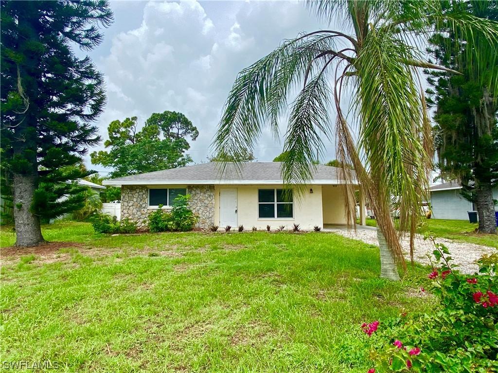 27081 Allan St., Bonita Springs, FL 34135