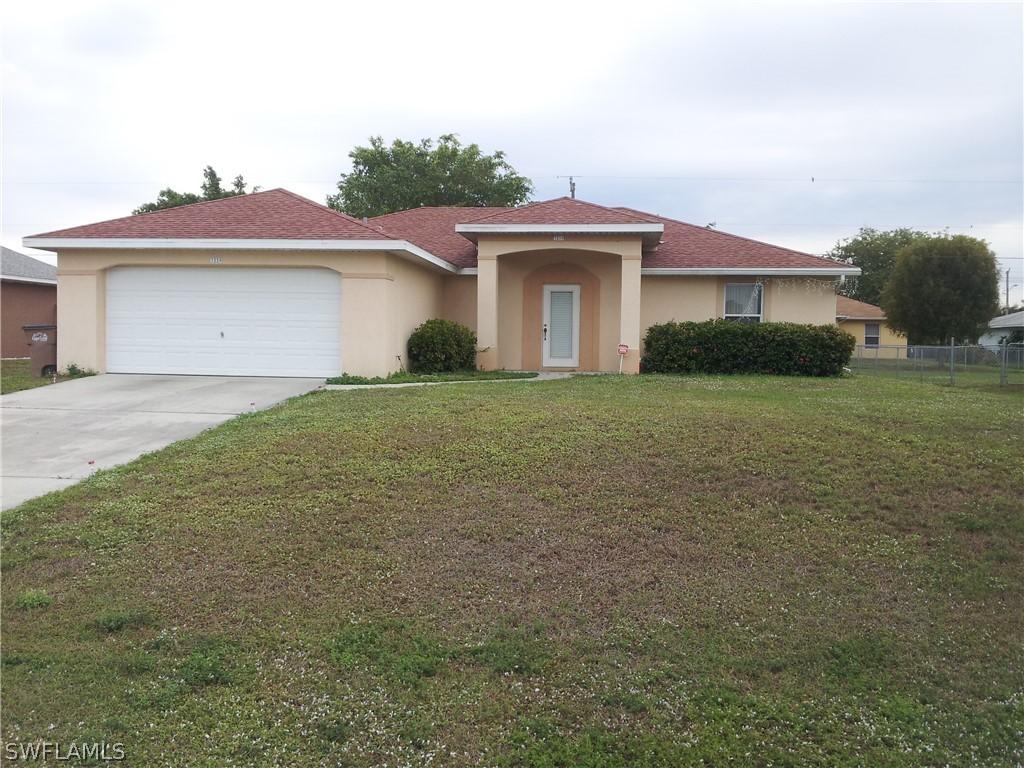 3229 SW 11th Pl., Cape Coral, FL 33914