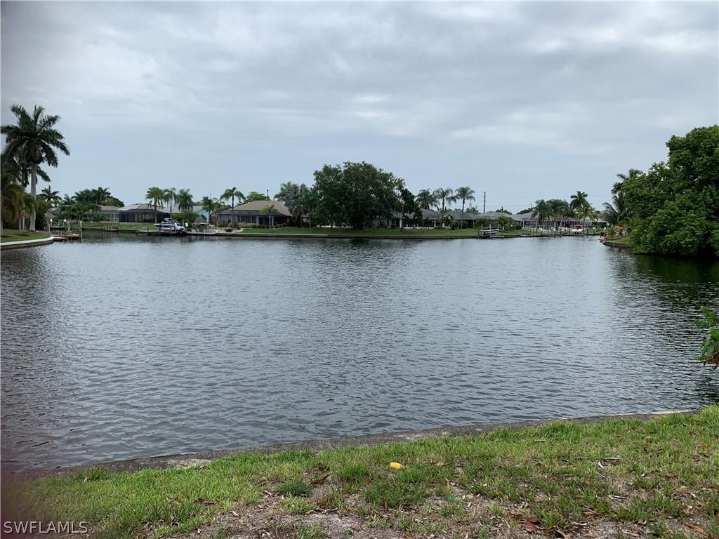 201 SW 42nd Ter., Cape Coral, FL 33914