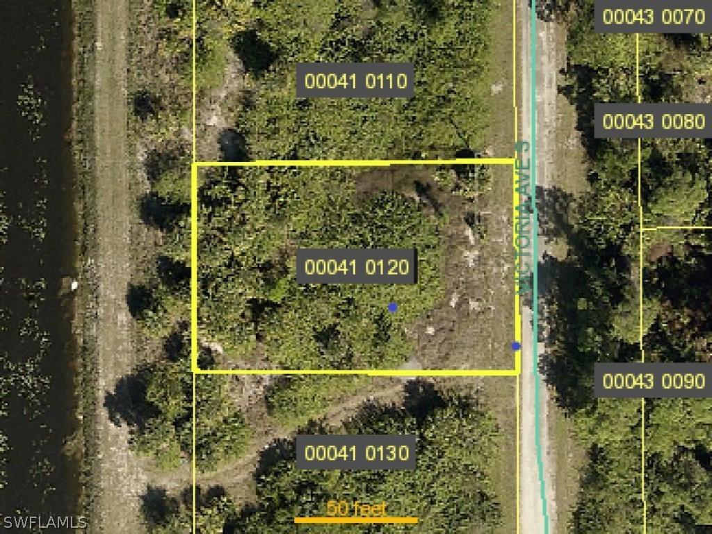 232 Victoria Ave., Lehigh Acres, FL 33974
