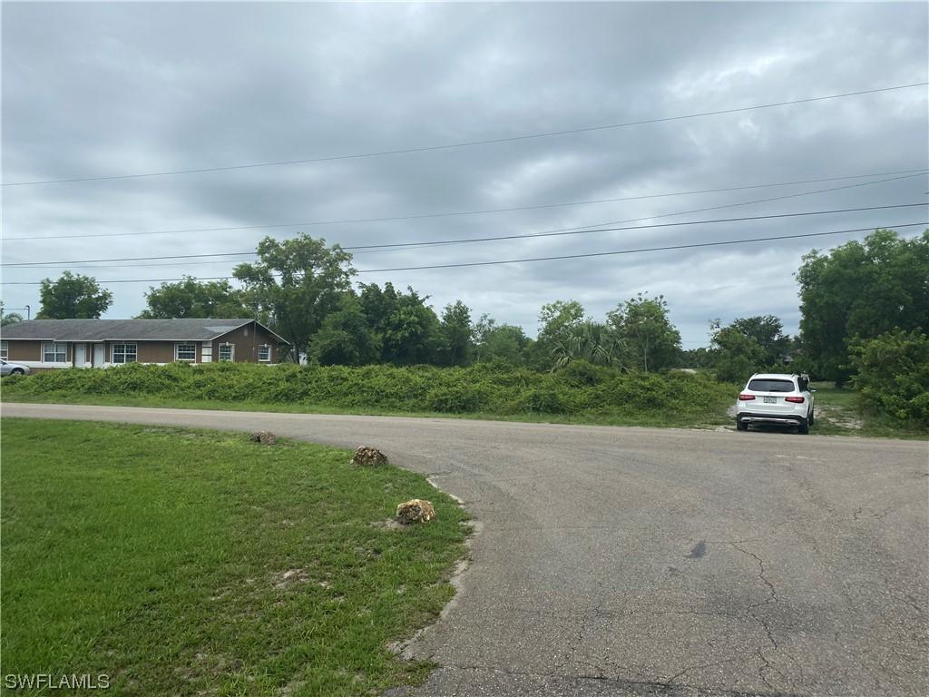 1100 Harry Ave., Lehigh Acres, FL 33973