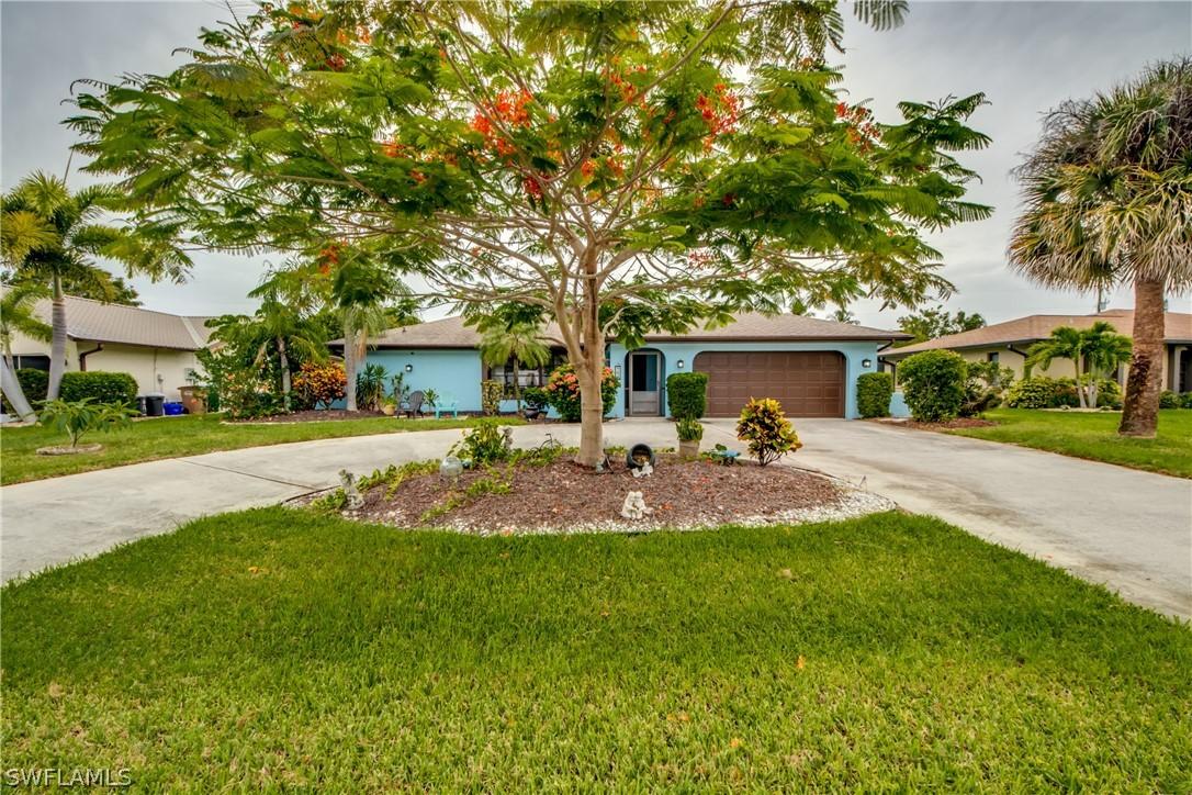703 Wildwood Pkwy., Cape Coral, FL 33904