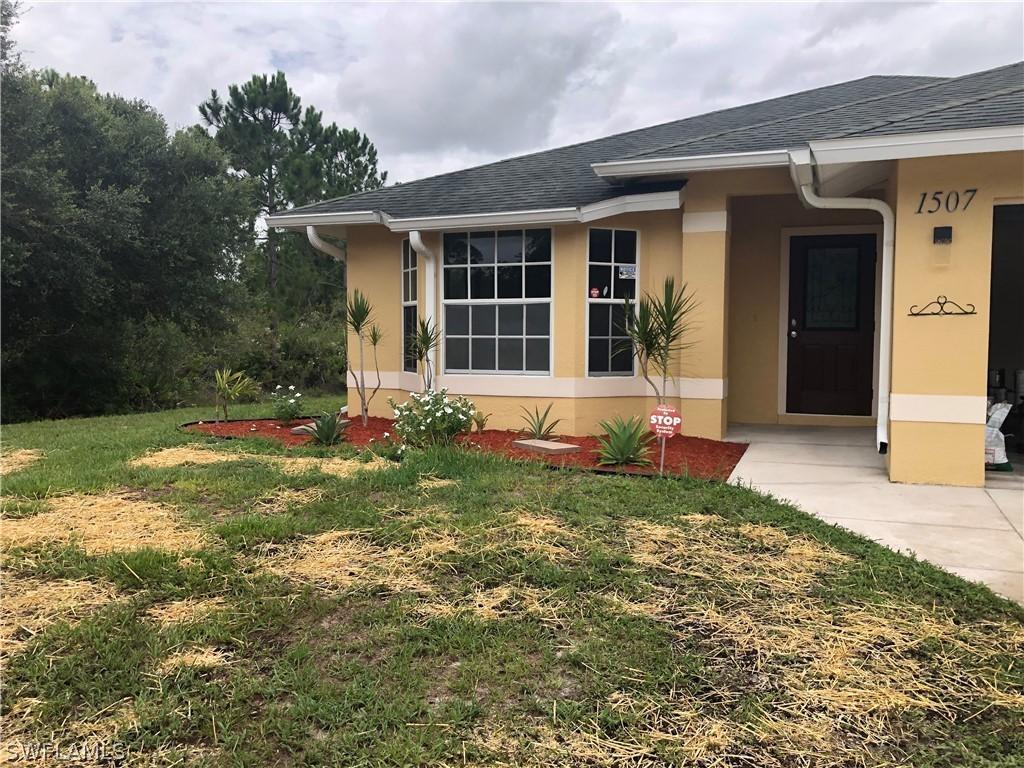 1507 Acacia Ave., Lehigh Acres, FL 33972