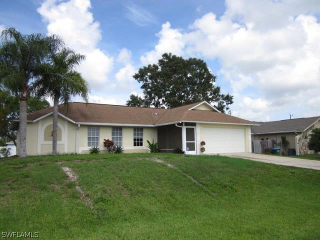 901 SW 10th Pl., Cape Coral, FL 33991