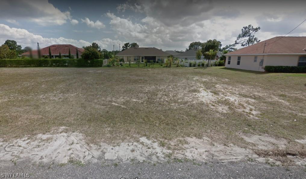 2208 NE 34th Ter., Cape Coral, FL 33909