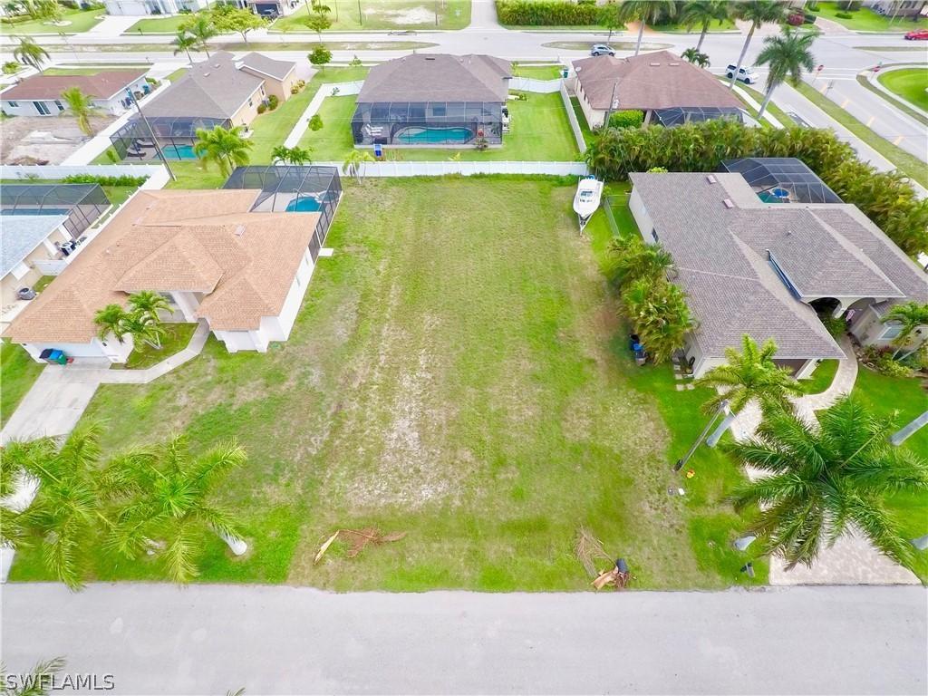 2739 SW 42nd Ln., Cape Coral, FL 33914