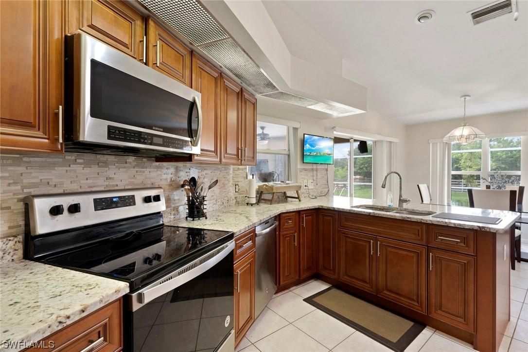 716 Hibiscus Ave., Lehigh Acres, FL 33972