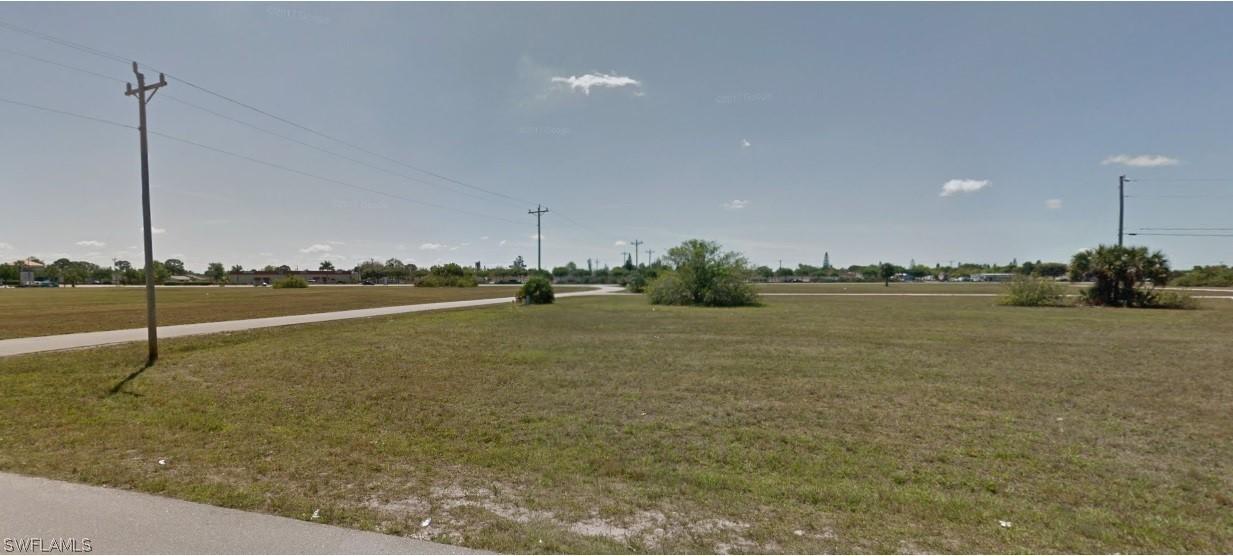 1226 NE 8th St., Cape Coral, FL 33909