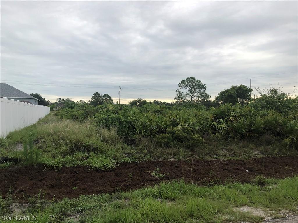 3602 9th St., Lehigh Acres, FL 33976