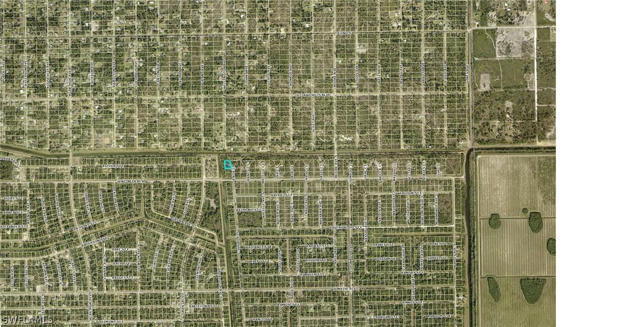 102 Genoa Ct., Lehigh Acres, FL 33974