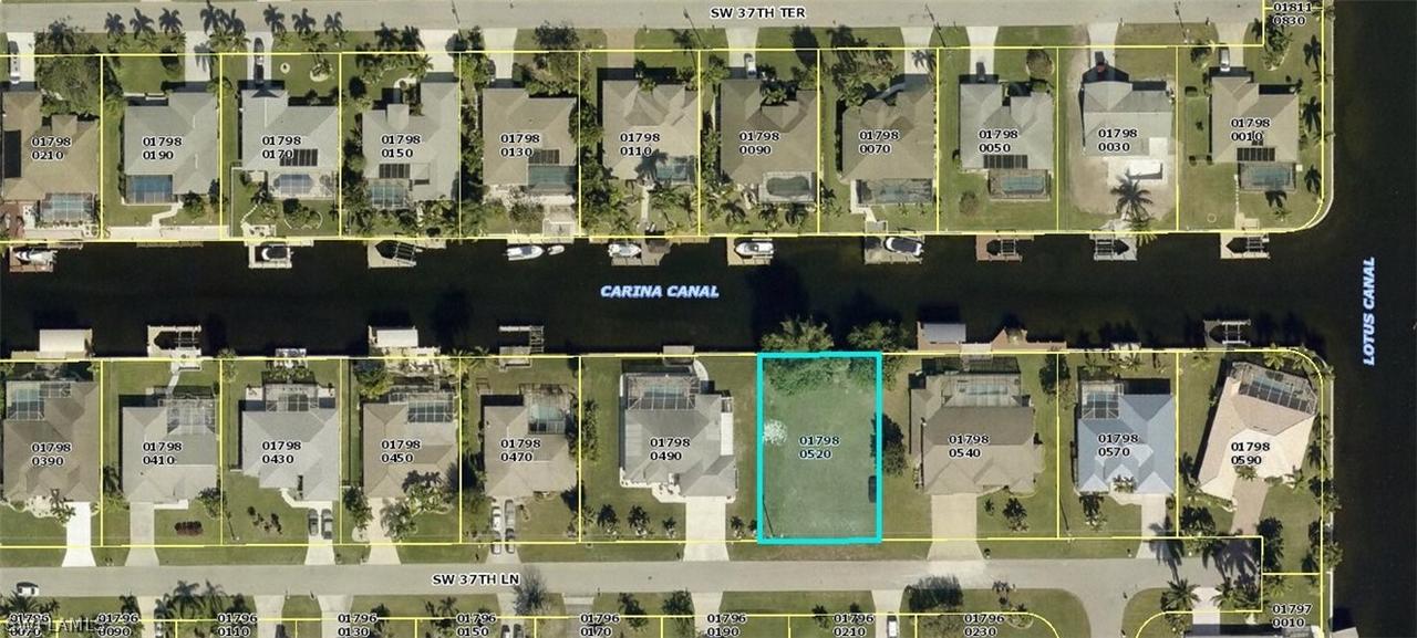 215 SW 37th Ln., Cape Coral, FL 33914
