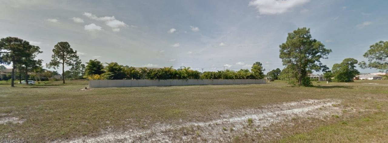 2702 NW 27th St., Cape Coral, FL 33993