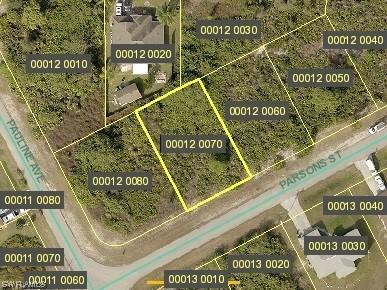 211 Parsons St., Lehigh Acres, FL 33974