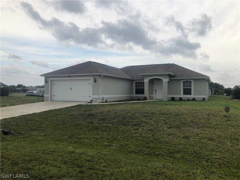 3907 13th St., Lehigh Acres, FL 33971