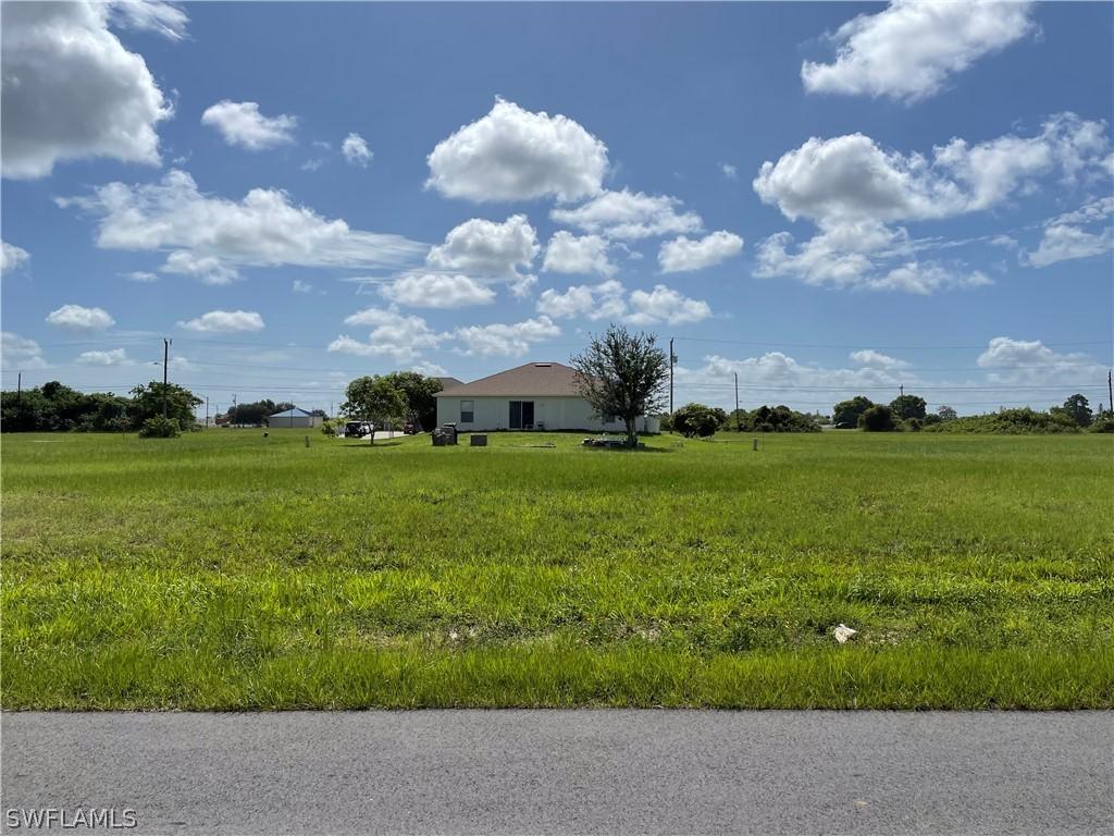 639 NE 7th Ave., Cape Coral, FL 33909