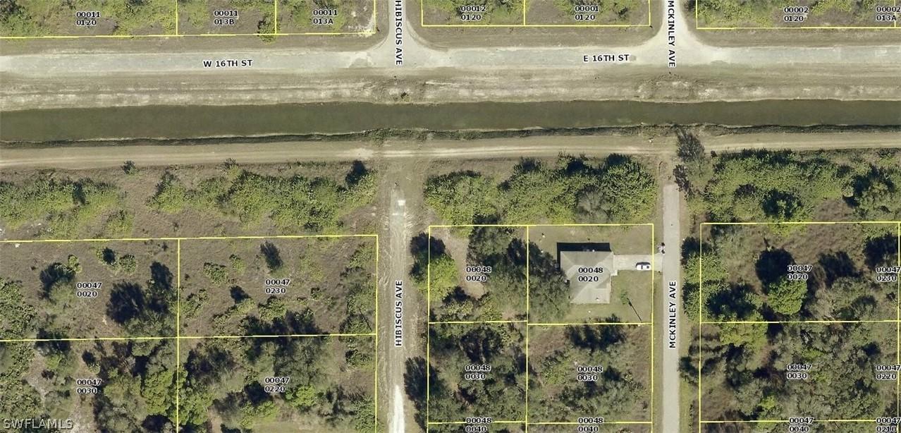 1521 Hibiscus Ave., Lehigh Acres, FL 33972
