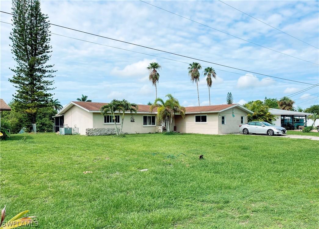 1206 NE 4th Ter., Cape Coral, FL 33909